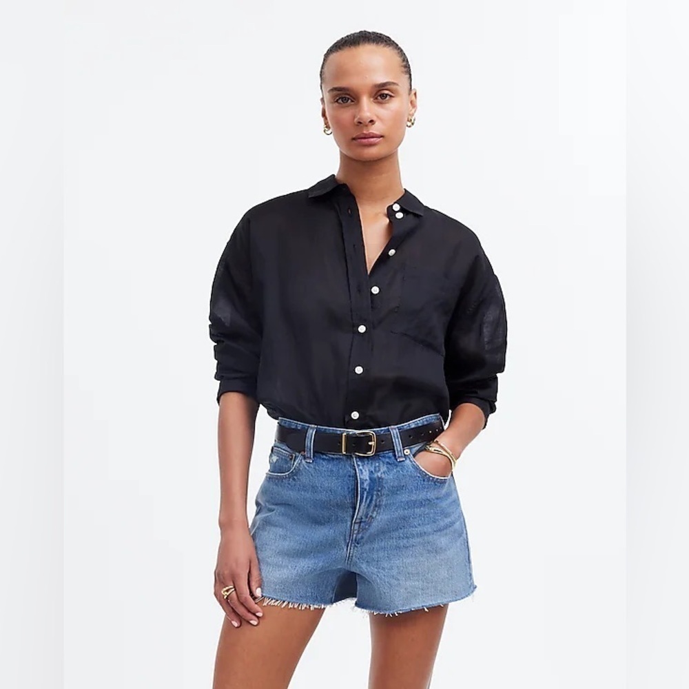 Madewell Relaxed Denim Shorts in Kelton Wash: Raw-Hem Edition